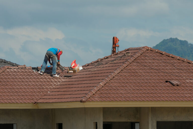 Roof Repairs and Spraying Services Gauteng